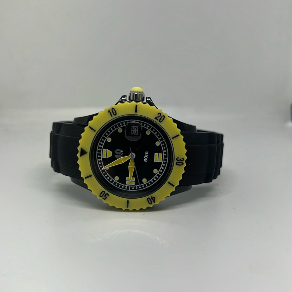 40 nine watch